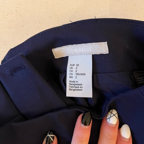 Navy Blue Pencil Skirt - Picture 6 of 6